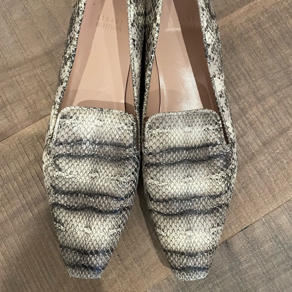 Stuart Weitzman Snakeskin Shoe - Picture 6 of 11